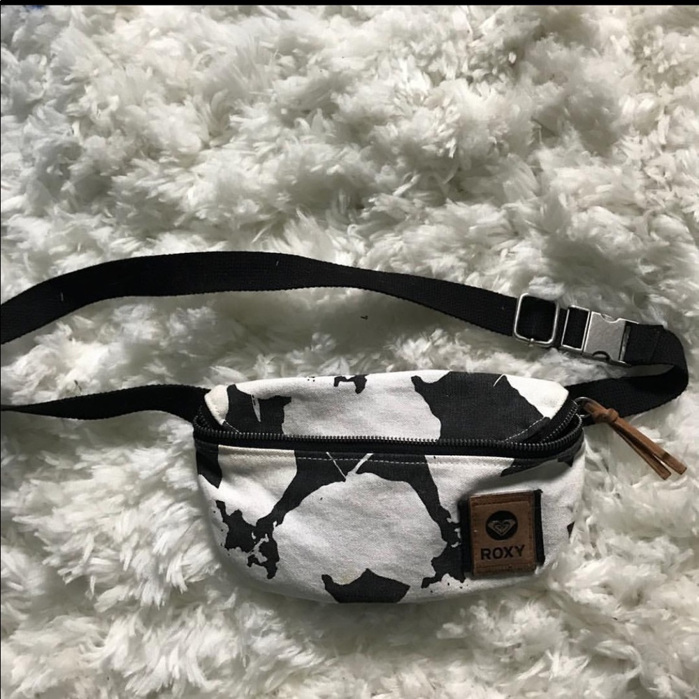 Roxy limited edition Fanny pack